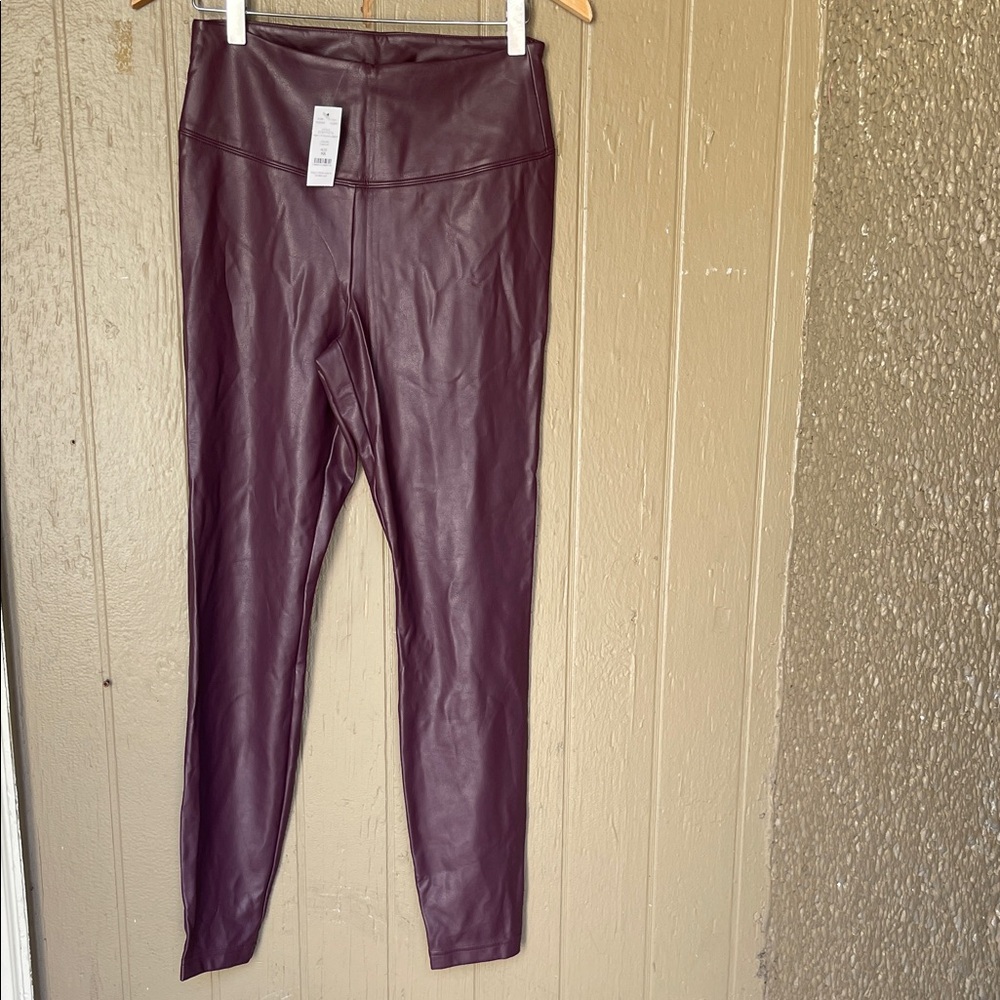 White House Black Market Runway Leggings Vegan Leather Size 8